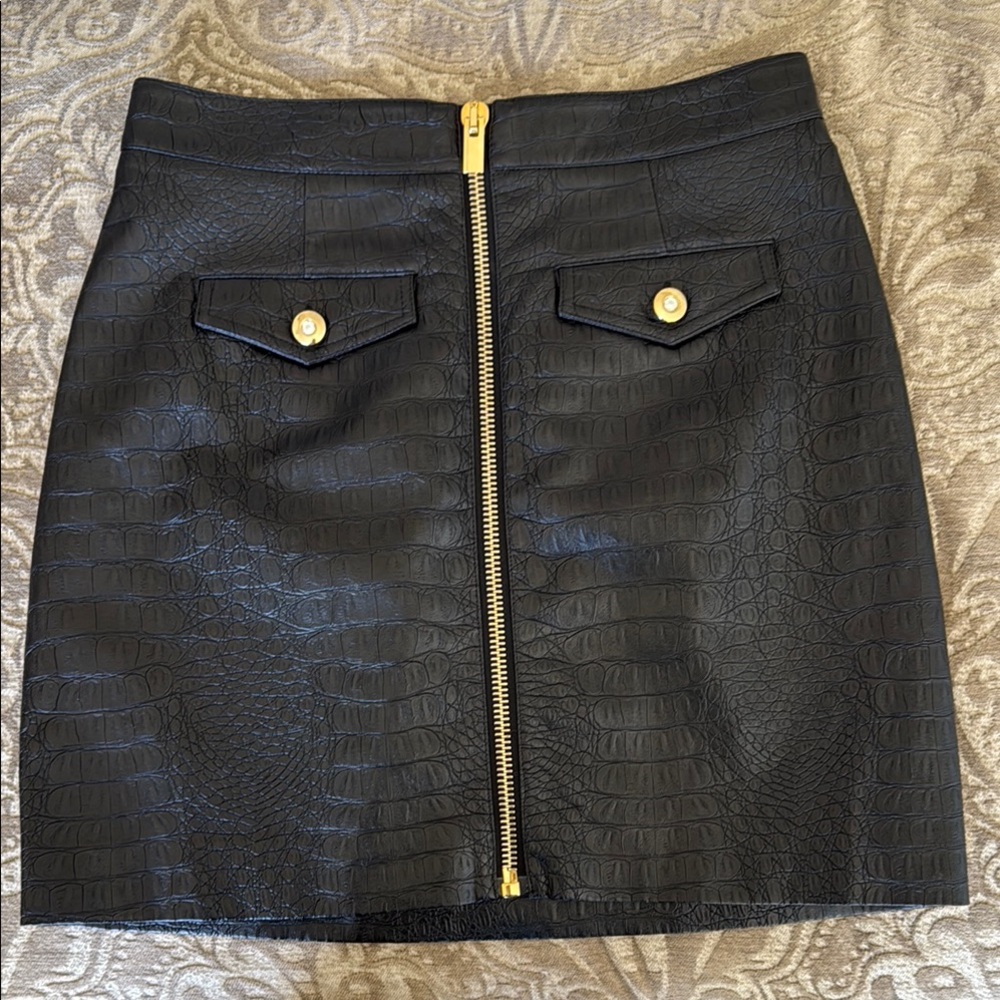 Mini Pencil Skirt for Work Black front Zipper